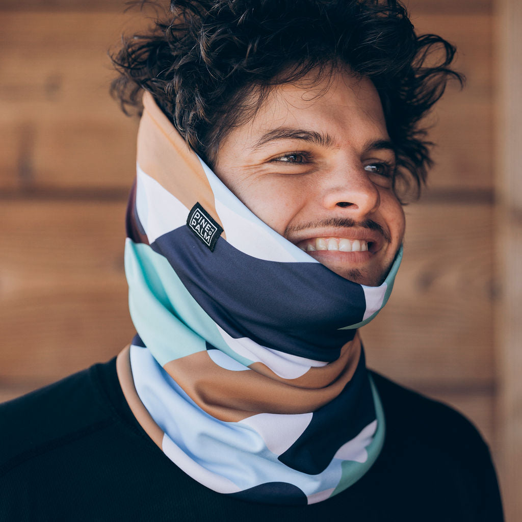 TOUR DE COU TECHNIQUE MOTY – Porté / ambiance (JPG)