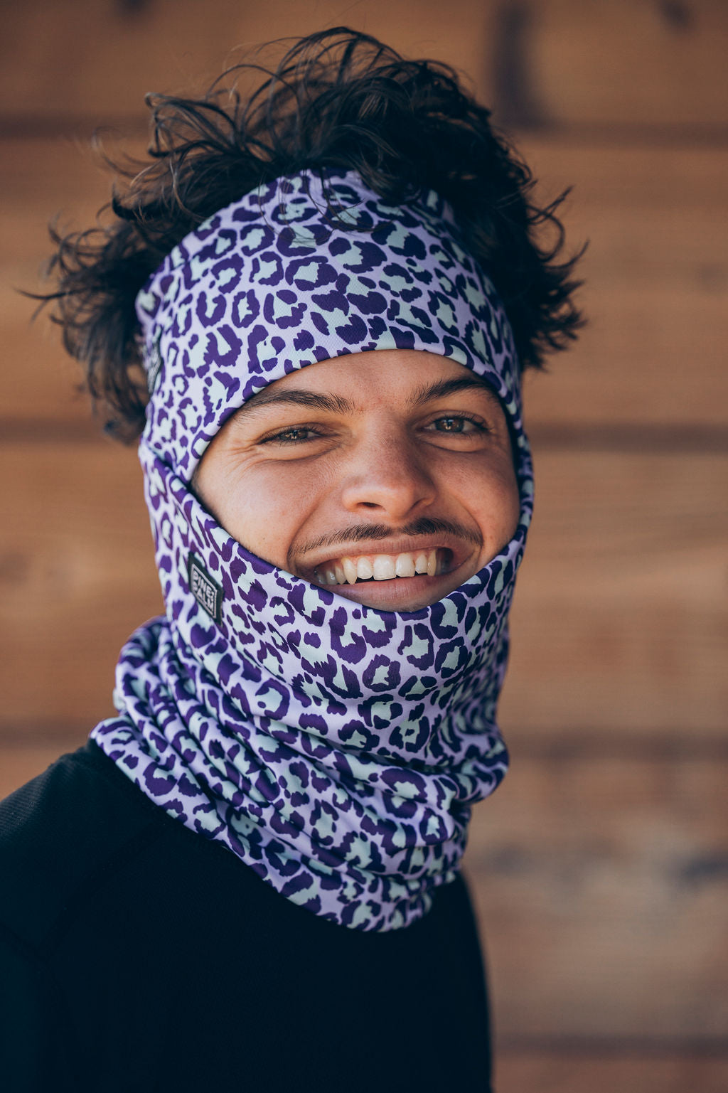 BANDEAU TECHNIQUE WILD LILAS – Porté / ambiance (JPG)