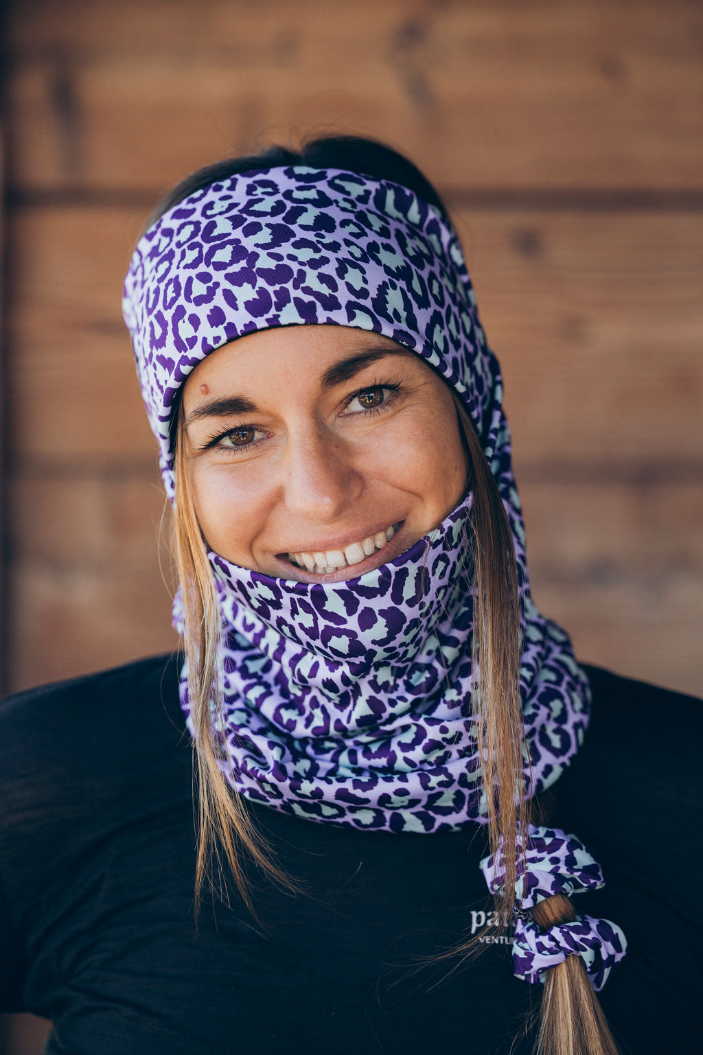BANDEAU TECHNIQUE WILD LILAS – Porté / ambiance (JPG)