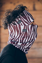 BANDEAU TECHNIQUE ZEBRA BORDEAUX – Porté / ambiance (JPG)